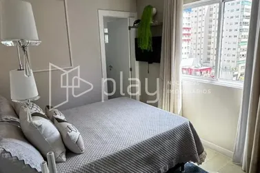 Apartamento &agrave; venda - 158m&sup2; - Meia Praia