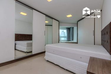 Apartamento para alugar - 150m&sup2; - Centro