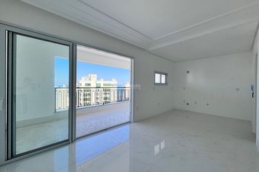 Apartamento &agrave; venda - 160m&sup2; - Centro