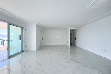 Apartamento &agrave; venda - 190m&sup2; - Centro