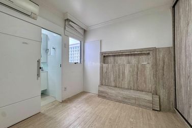 Apartamento &agrave; venda - 163m&sup2; - Centro