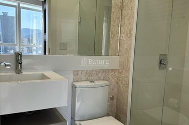 Apartamento &agrave; venda - 229m&sup2; - Meia Praia