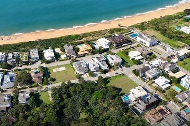 Terreno &agrave; venda - 871m&sup2; - Regi&atilde;o das Praias