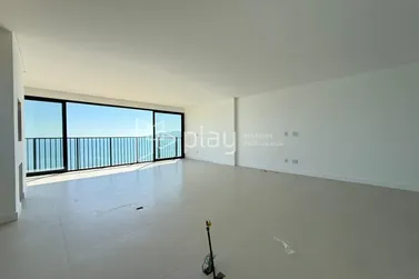 Apartamento &agrave; venda - 197m&sup2; - Pereque