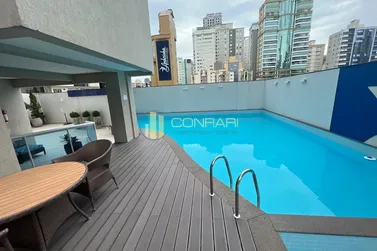 Apartamento &agrave; venda - 268m&sup2; - Meia Praia