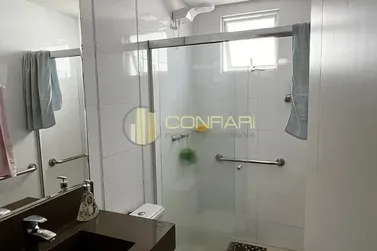 Apartamento &agrave; venda - 87m&sup2; - Meia praia