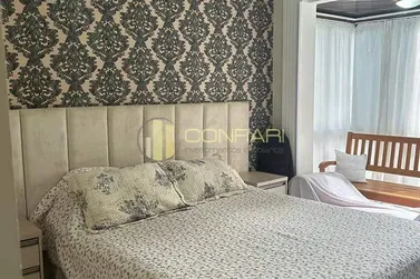 Apartamento &agrave; venda - 126m&sup2; - Meia Praia