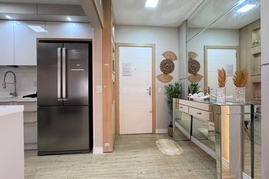 Apartamento &agrave; venda - 81m&sup2; - Centro
