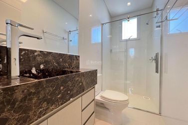 Apartamento &agrave; venda - 273m&sup2; - Meia Praia
