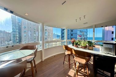 Apartamento &agrave; venda - 415m&sup2; - Meia Praia