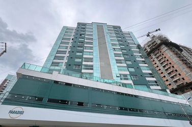 Apartamento &agrave; venda - 105m&sup2; - Centro