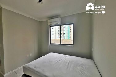 Apartamento para alugar - 101m&sup2; - Centro