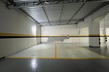 Apartamento &agrave; venda - 306m&sup2; - Andorinha