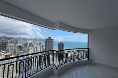 Apartamento &agrave; venda - Meia Praia