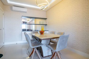 Apartamento &agrave; venda - 117m&sup2; - Meia Praia