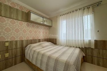 Apartamento &agrave; venda - 135m&sup2; - Pioneiros