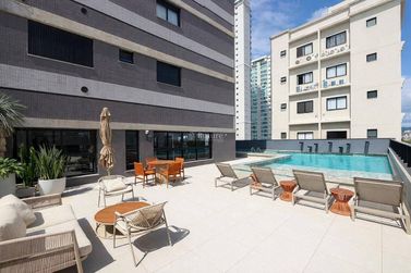 Apartamento &agrave; venda - Meia Praia