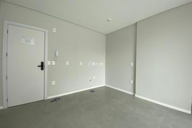 Loft &agrave; venda - 40m&sup2; - Meia Praia