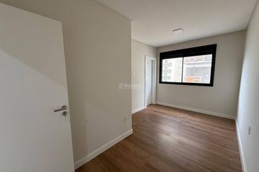 Apartamento &agrave; venda - Meia Praia