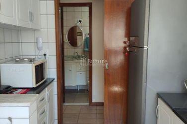 Apartamento &agrave; venda - 95m&sup2; - Meia Praia