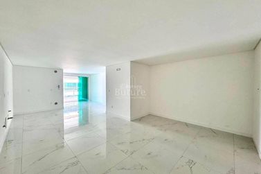 Apartamento &agrave; venda - Meia Praia
