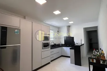 Apartamento &agrave; venda - 167m&sup2; - Meia Praia