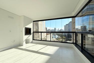Apartamento &agrave; venda - 117m&sup2; - 