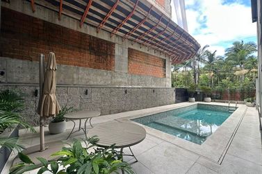 Apartamento &agrave; venda - 65m&sup2; - Praia Brava