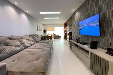 Apartamento &agrave; venda - 141m&sup2; - Meia Praia
