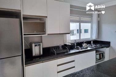 Apartamento para alugar - 84m&sup2; - Centro