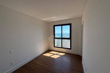 Apartamento &agrave; venda - Meia Praia