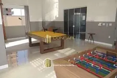 Apartamento &agrave; venda - 143m&sup2; - Meia Praia