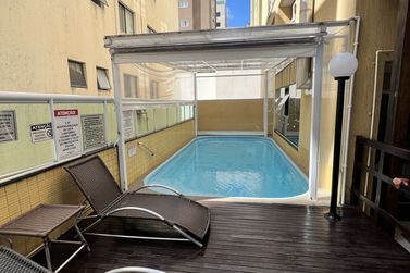 Apartamento &agrave; venda - 226m&sup2; - Meia Praia