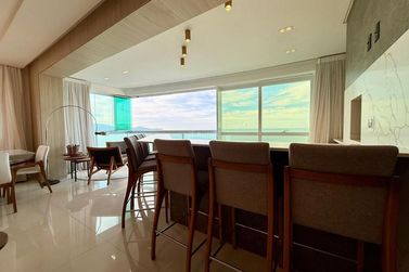 Apartamento &agrave; venda - 200m&sup2; - Meia Praia