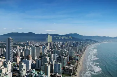Apartamento &agrave; venda - 198m&sup2; - Meia Praia