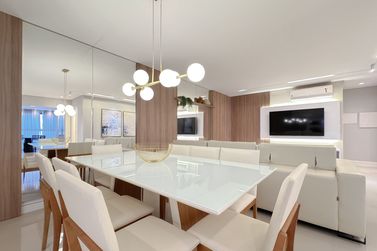 Apartamento &agrave; venda - 124m&sup2; - Meia Praia