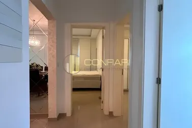 Apartamento &agrave; venda - 130m&sup2; - Meia Praia