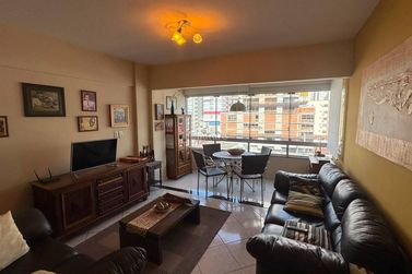 Apartamento &agrave; venda - Meia Praia