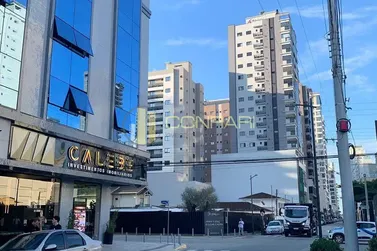Sala Comercial para alugar - 140m&sup2; - Meia Praia