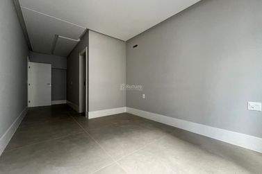 Apartamento &agrave; venda - 200m&sup2; - Meia Praia