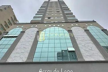 Apartamento &agrave; venda - 113m&sup2; - Meia Praia