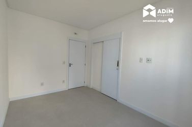 Apartamento para alugar - 115m&sup2; - Centro