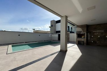 Casa &agrave; venda - 265m&sup2; - Santa Regina
