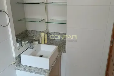 Apartamento &agrave; venda - 95m&sup2; - Meia Praia