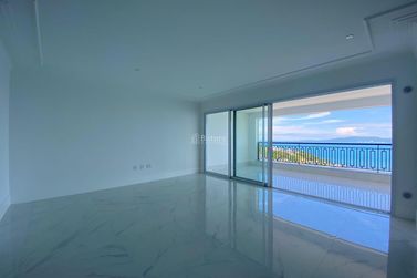 Apartamento &agrave; venda - 190m&sup2; - Centro