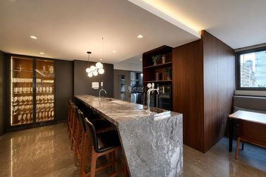 Apartamento &agrave; venda - 165m&sup2; - Centro