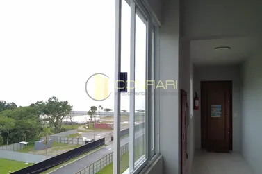 Apartamento &agrave; venda - 137m&sup2; - meia praia
