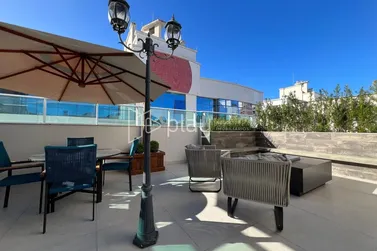 Apartamento &agrave; venda - 260m&sup2; - Meia Praia
