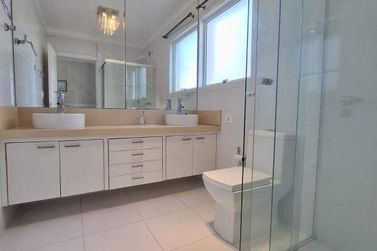 Apartamento para alugar - 135m&sup2; - Meia Praia