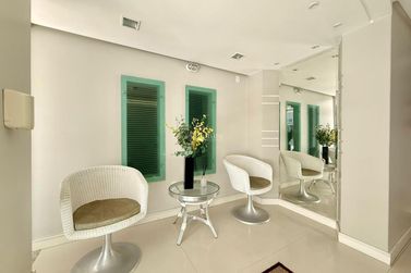 Apartamento &agrave; venda - 85m&sup2; - Meia Praia